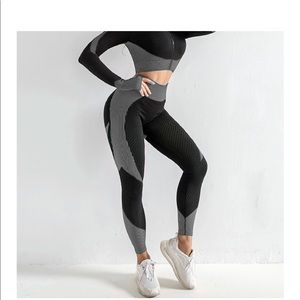 Astoria momentum zip up crop and legging.